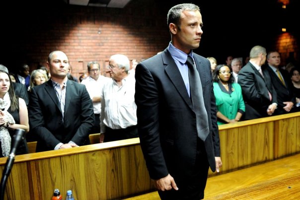 Oscar Pistorius under sagen tirsdag den 19. februar. Foto: STEPHANE DE SAKUTIN