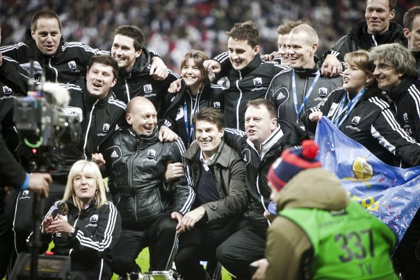 Michael Laudrup (forr.) med sine Swansea-spillere. Foto: Asger Ladefoged