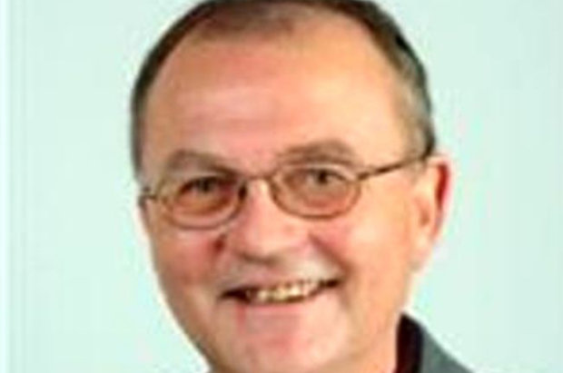 politik dfere i pinligt haandgemaeng politik dfere i pinligt haandgemaeng