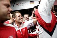 Tom Kristensen jubler over Audi's sejr i Le Mans 2011. Foto: Jeppe Bøje Nielsen
