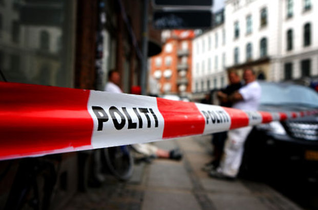 føles hårdt bryst føles hårdt bryst
