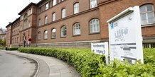 Et skridt nærmere køb af hospital - 1