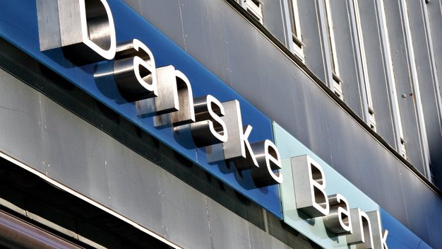 Danske Bank skifter ud i toppen og sætter bankens økonomidirektør gennem de 