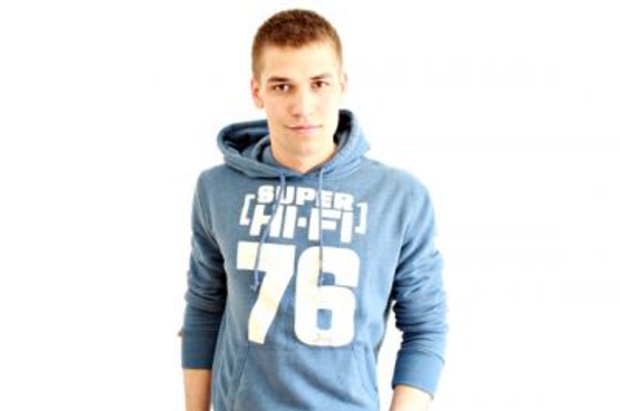 kvinder og yngre mænd free cam chat kvinder og yngre mænd free cam chat