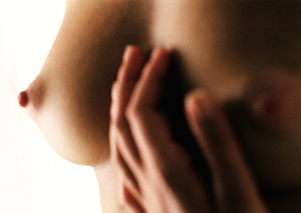 Stine kronborg nye bryster rive af anus Store sorte dildo mia lyhne bryster