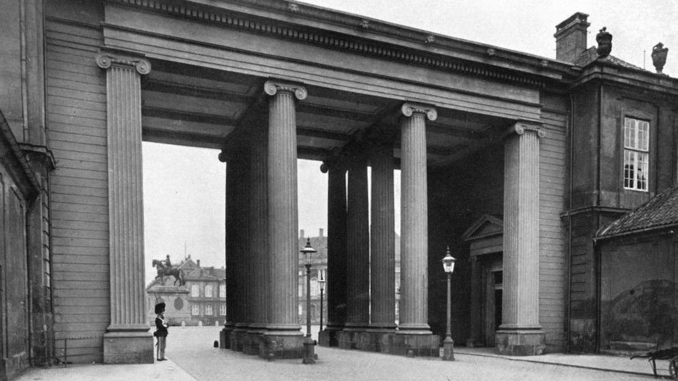 nøgne gamle damer Tivoli København koncerter nøgne gamle damer Tivoli København koncerter