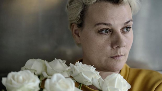 Maria Gerhardt også kendt som Djuna Barnes, har skrevet sin første bog, &quot;Der Bor Hollywood-stjerner På Vejen&quot;, som går ærligt og selvbiografisk til værks. - 7671439-maria1