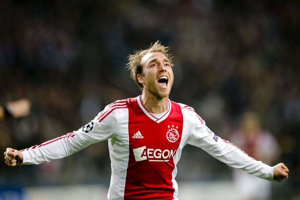 Christian Eriksen scorer for Ajax Foto: ROBIN UTRECHT