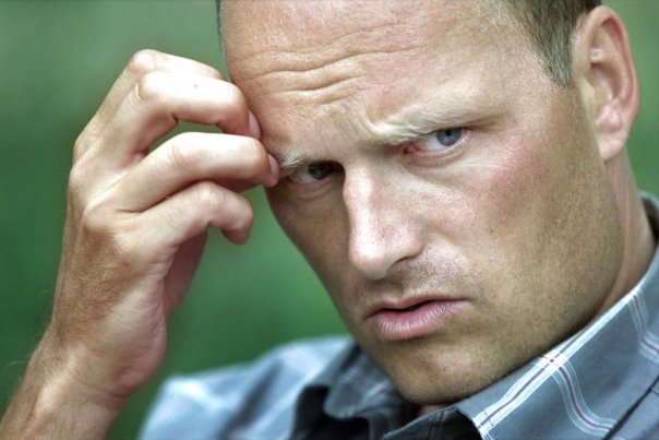 Bjarne Riis har foreløbig valgt at klappe i som en østers over for rygterne om doping på hans hold. Men på et tidspunkt bliver han nødt til at tale. Foto: NILS MEILVANG