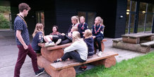Seje piger blev jagtet en hel weekend - 1