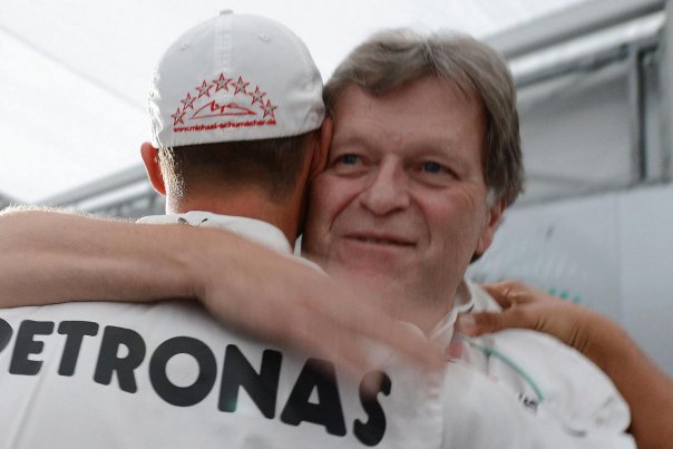 Ifølge tysk sportsmagasin skilles Mercedes og sportsdirektør Norbert Haug efter 22 år. Foto: TORU YAMANAKA