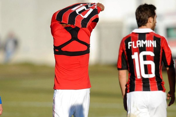 Kevin-Prince Boateng fik nok og vandrede ud af banen mod Pro Patria. Foto: DANIELE MASCOLO