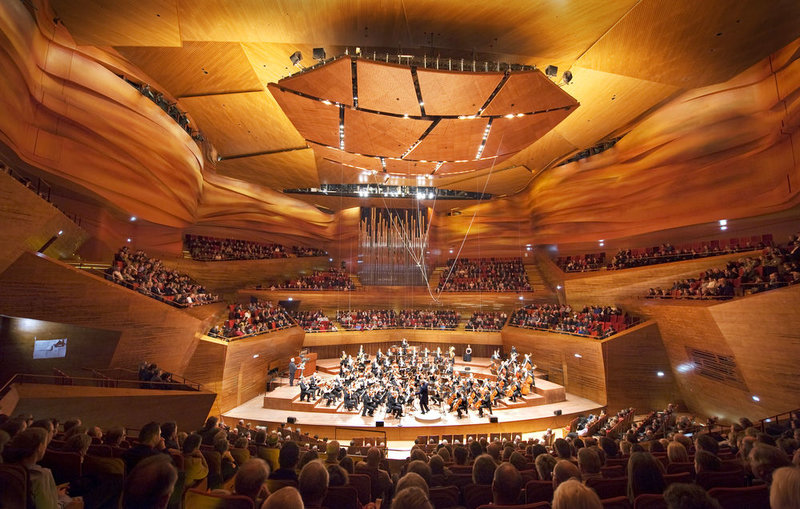 Revolutionary opera theatre in Vienna : r/BeAmazed